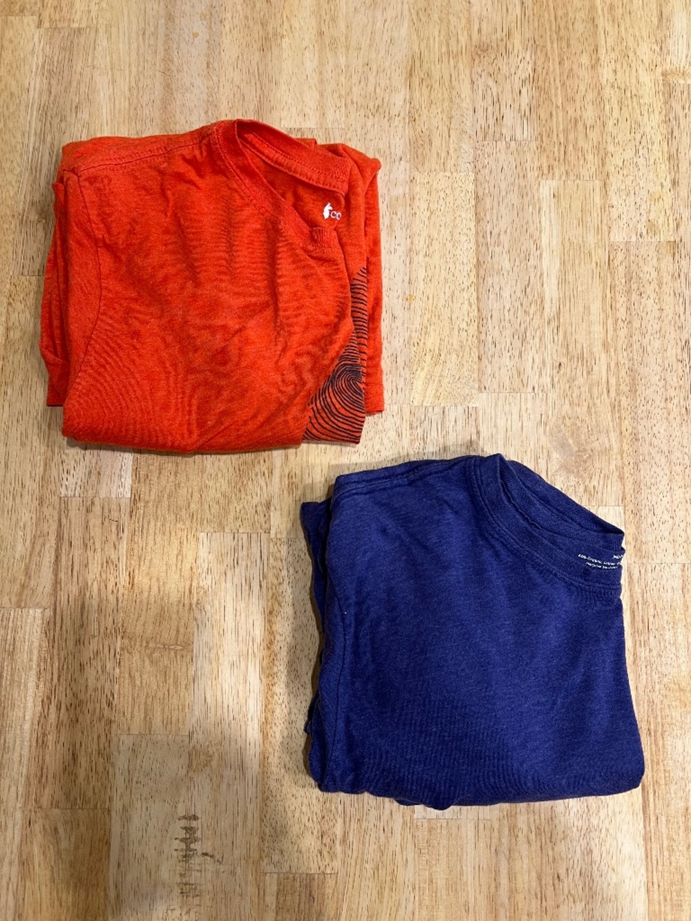Cotopaxi SS2022 Orange and Blue Men's Tee Shirt Medium Two Pack